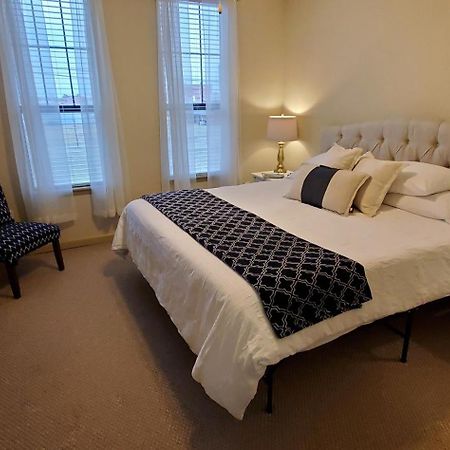 Old Fort Loft King & Queen Suites Nearest Accomodation To Marshals Museum Power Your Ev For Free! فورت سميث المظهر الخارجي الصورة