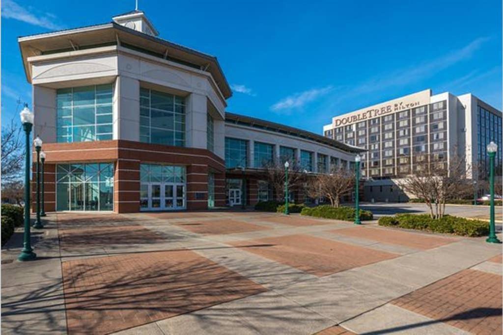Old Fort Loft King & Queen Suites Nearest Accomodation To Marshals Museum Power Your Ev For Free! فورت سميث المظهر الخارجي الصورة