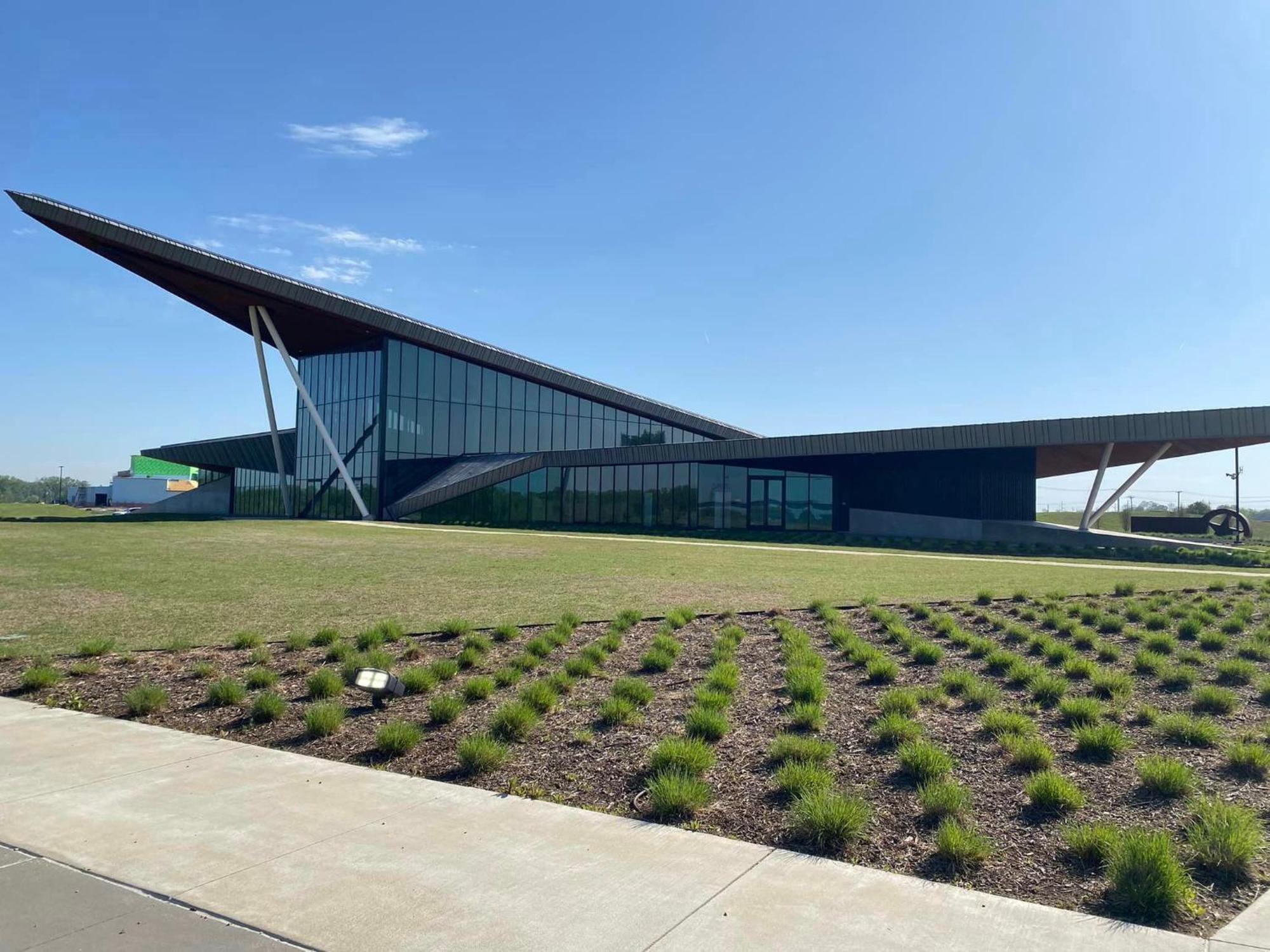 Old Fort Loft King & Queen Suites Nearest Accomodation To Marshals Museum Power Your Ev For Free! فورت سميث المظهر الخارجي الصورة